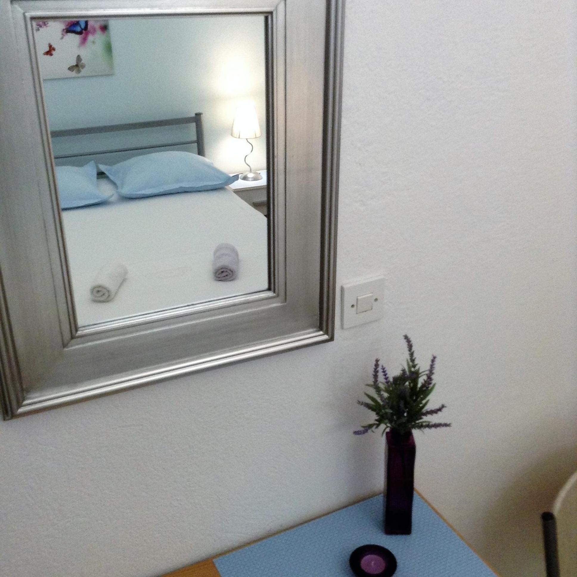Apartments Leut ตราสนิสเซ ภายนอก รูปภาพ
