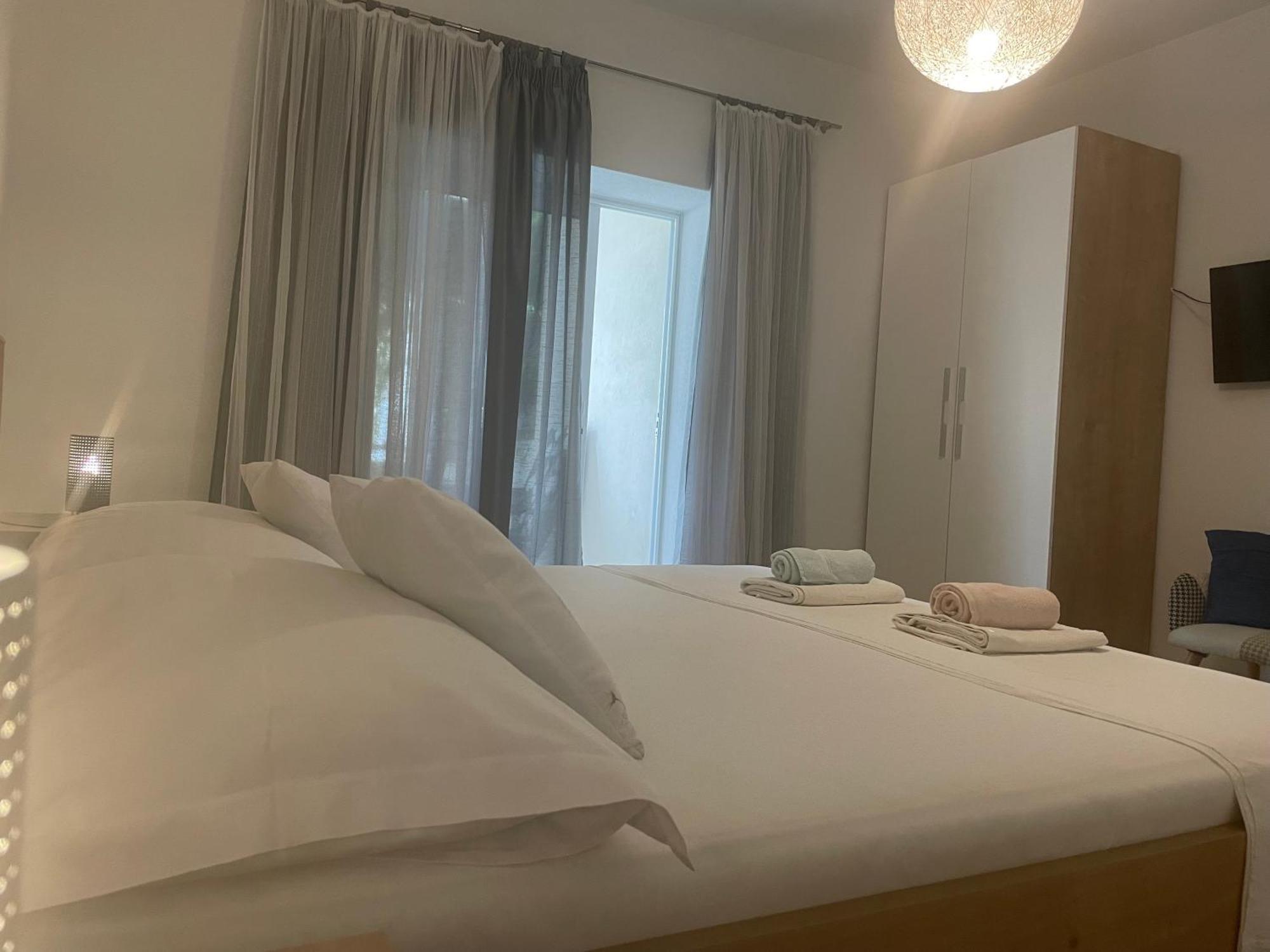 Apartments Leut ตราสนิสเซ ห้อง รูปภาพ