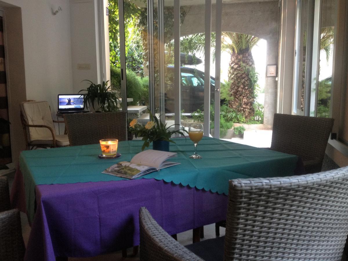 Apartments Leut ตราสนิสเซ ภายนอก รูปภาพ